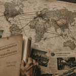 Carte monde globalisation globalization mains dossier