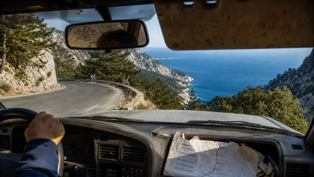 Quoi voir en Albanie : route panoramique vers Berat, Gjirokastër, Butrint et Theth